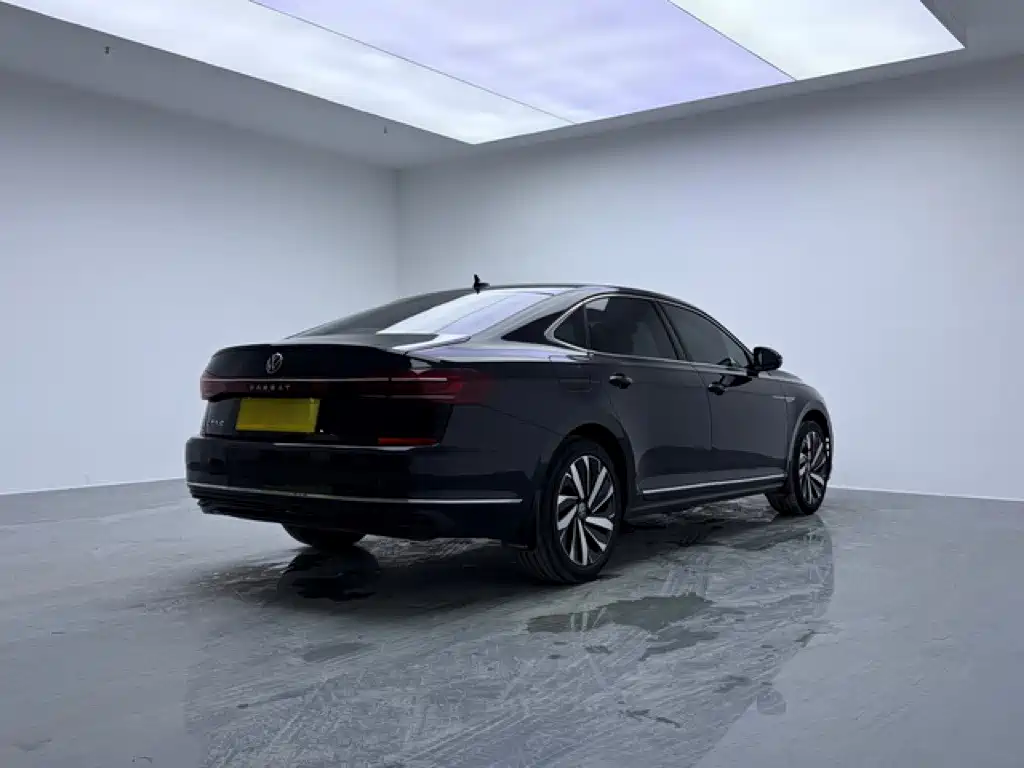 Volkswagen Passat — миниатюра 4