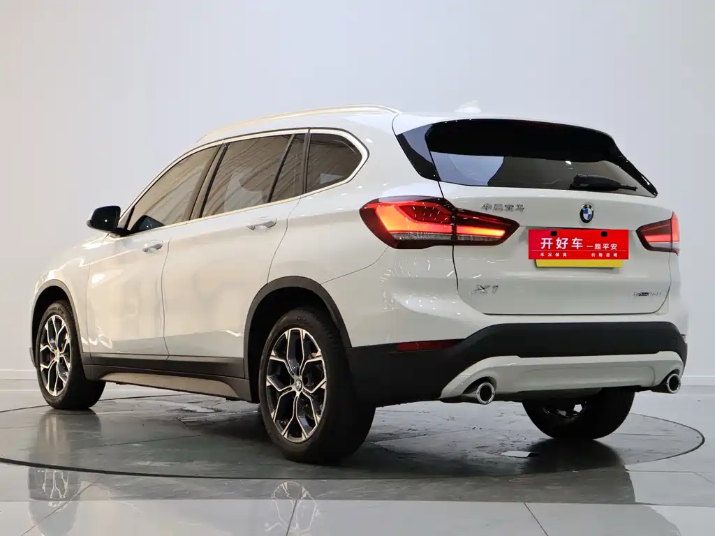 BMW X1 — миниатюра 6