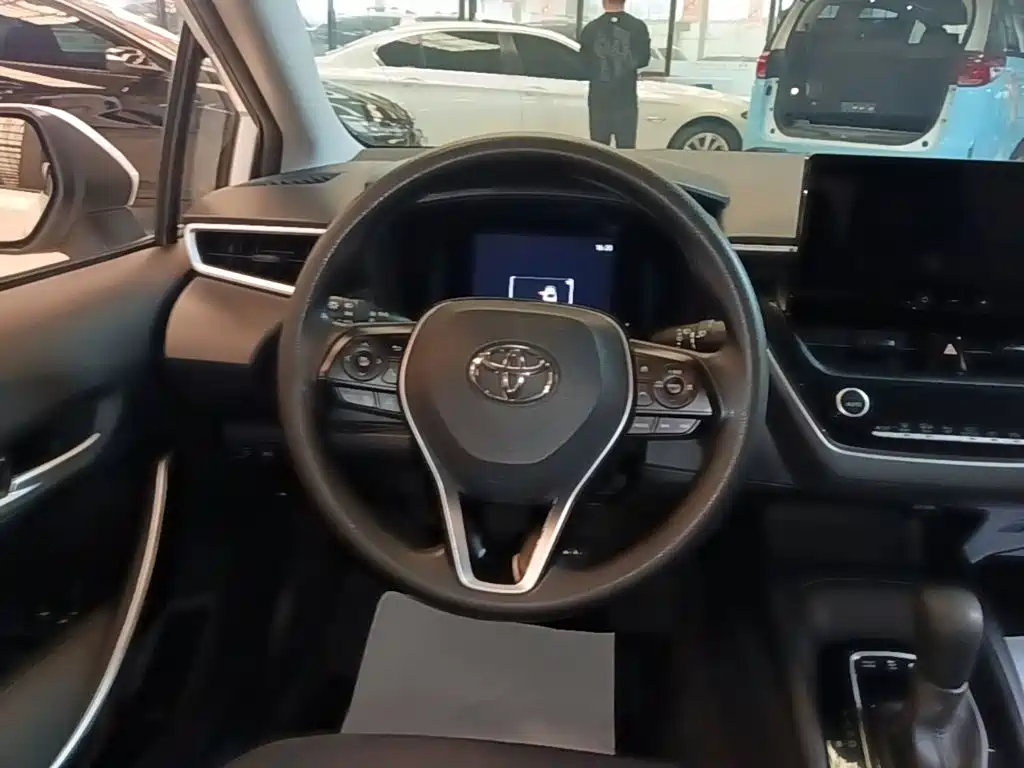Toyota Corolla — миниатюра 11
