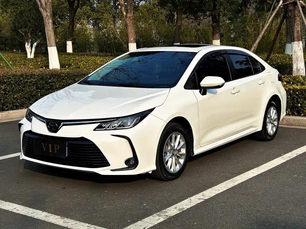 TOYOTA COROLLA