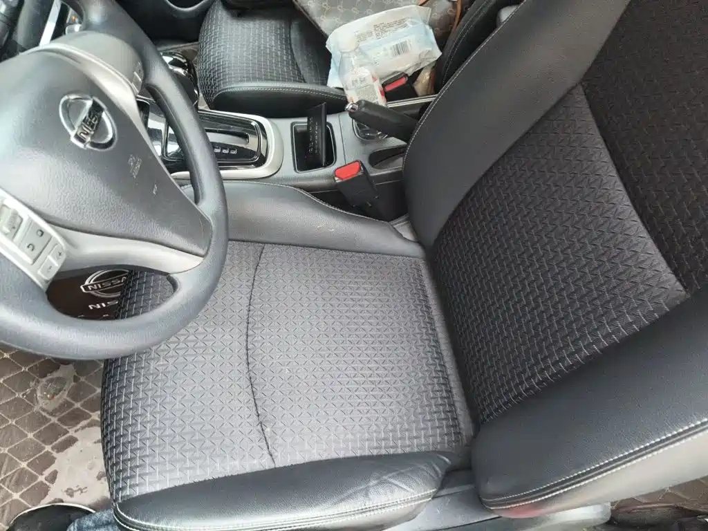 Nissan Tiida — миниатюра 8