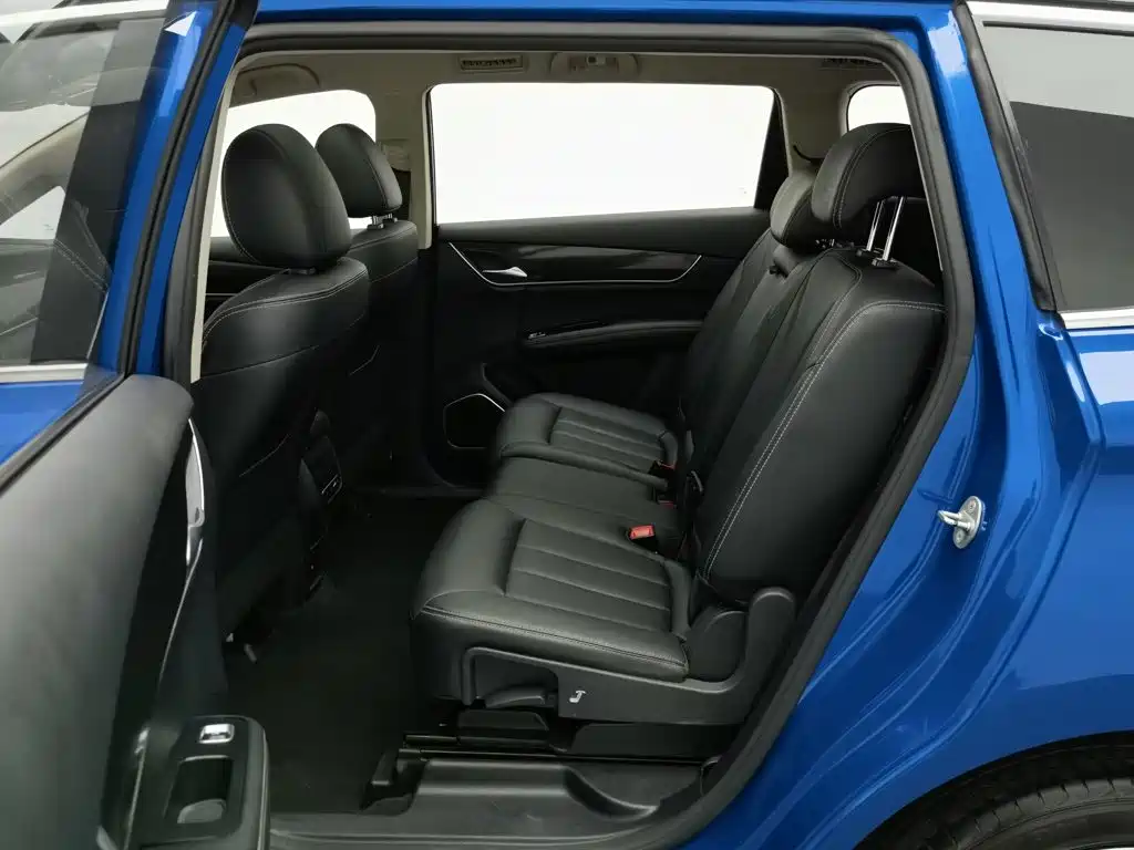 BYD MAX — миниатюра 15