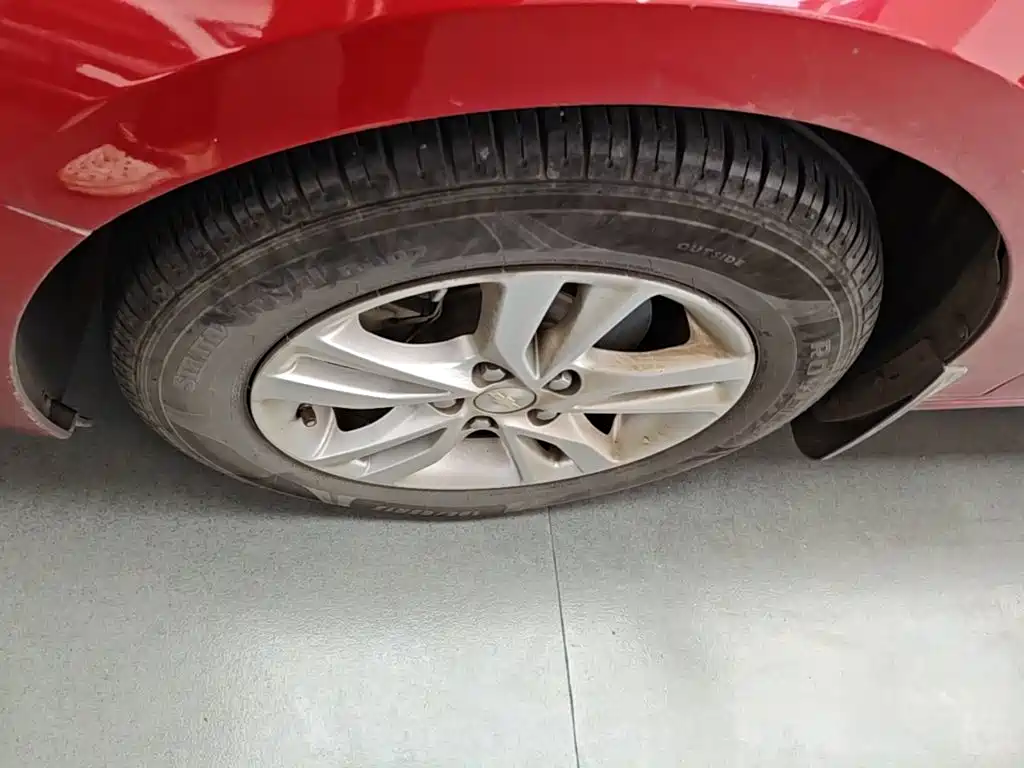 Chevrolet Cavalier — миниатюра 23