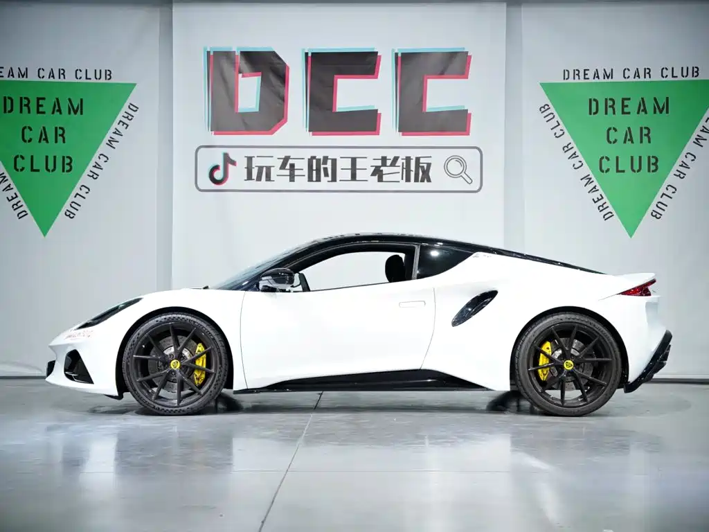 Lotus Emira — миниатюра 11
