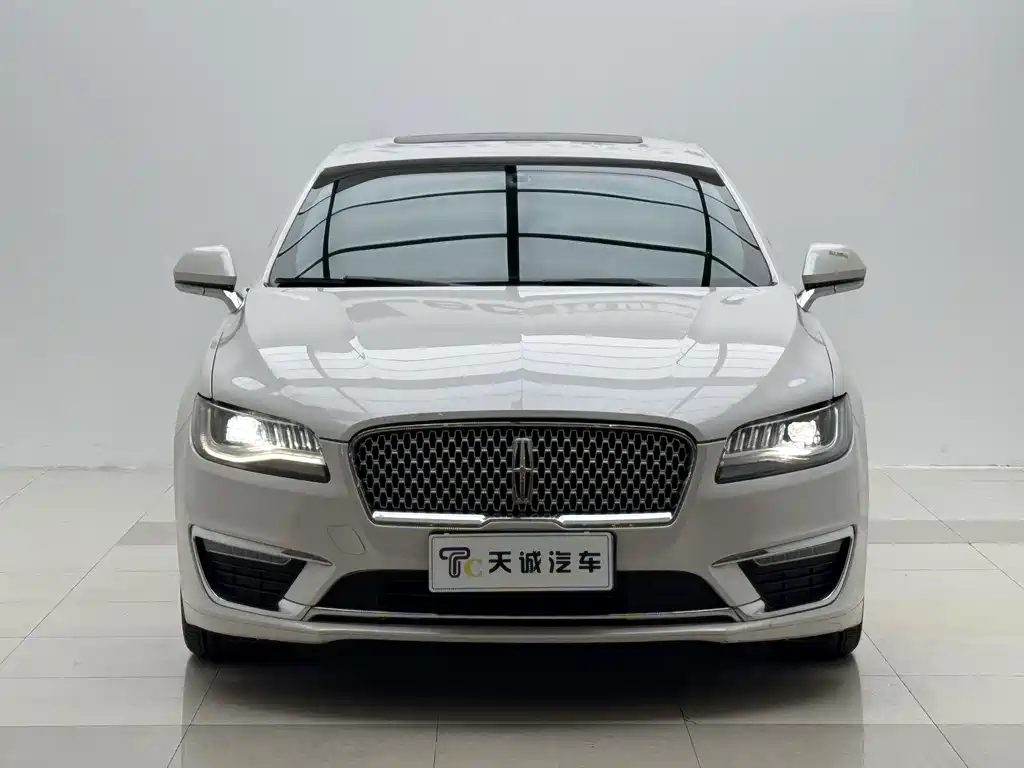 Lincoln MKZ — миниатюра 3