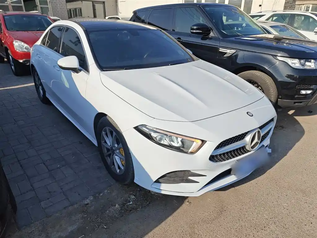 MERCEDES BENZ A CLASS