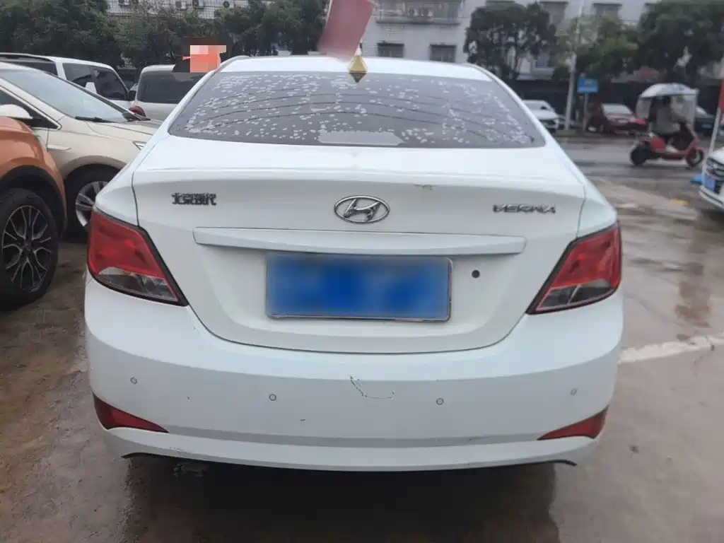 Hyundai Verna — миниатюра 6