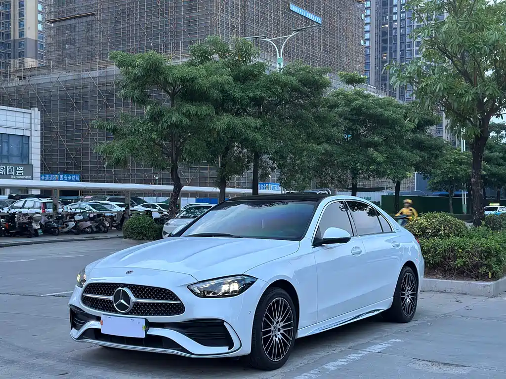 Mercedes-Benz C-Class 2025