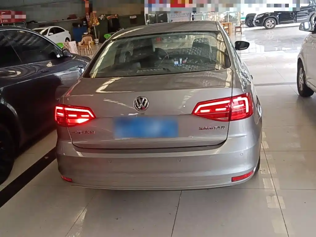 Volkswagen Sagitar — миниатюра 6