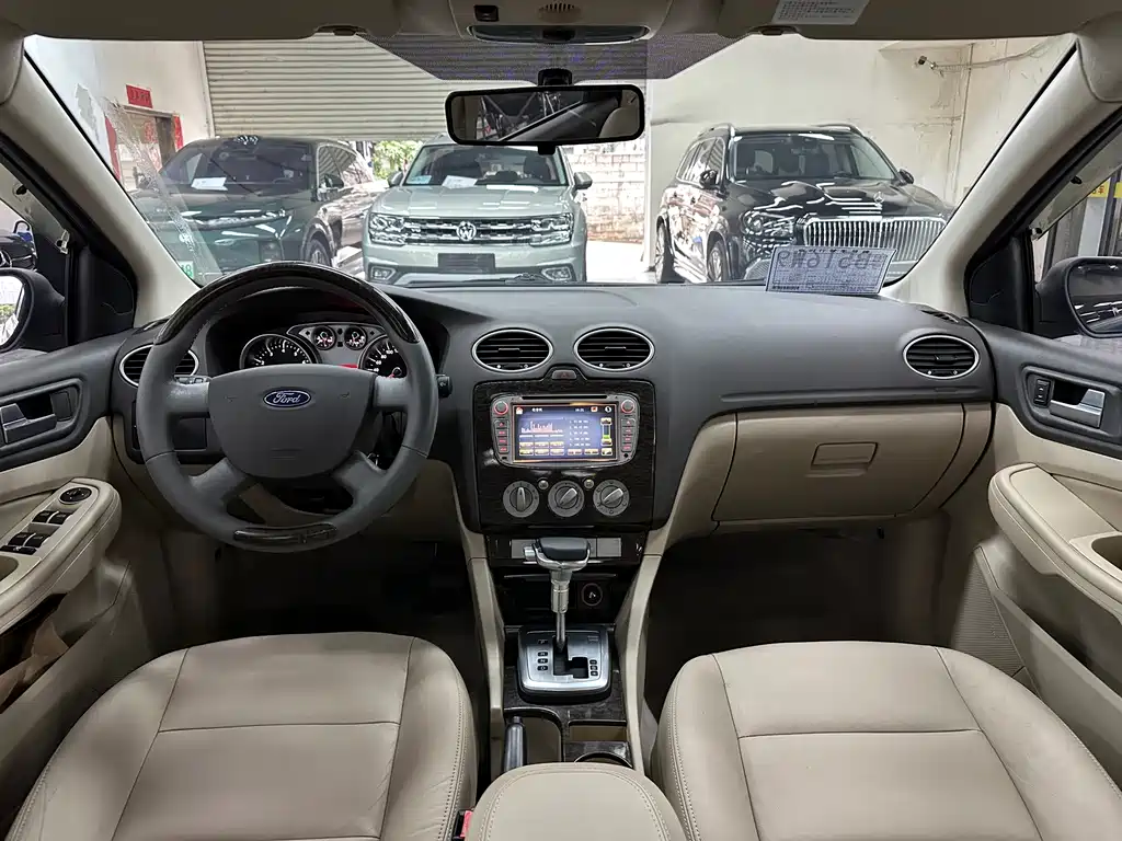 Ford Focus — миниатюра 10