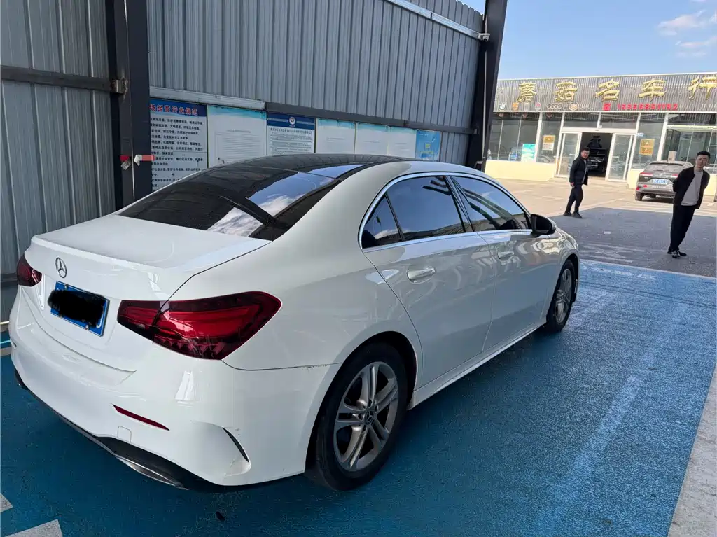 Mercedes-Benz A-Class — миниатюра 3