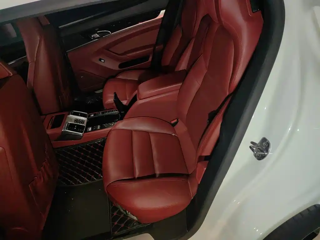 Porsche Panamera — миниатюра 13