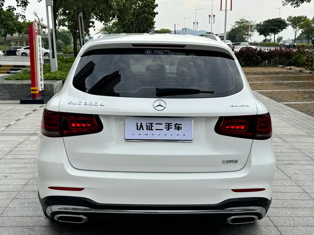 Mercedes-Benz GLC — миниатюра 12