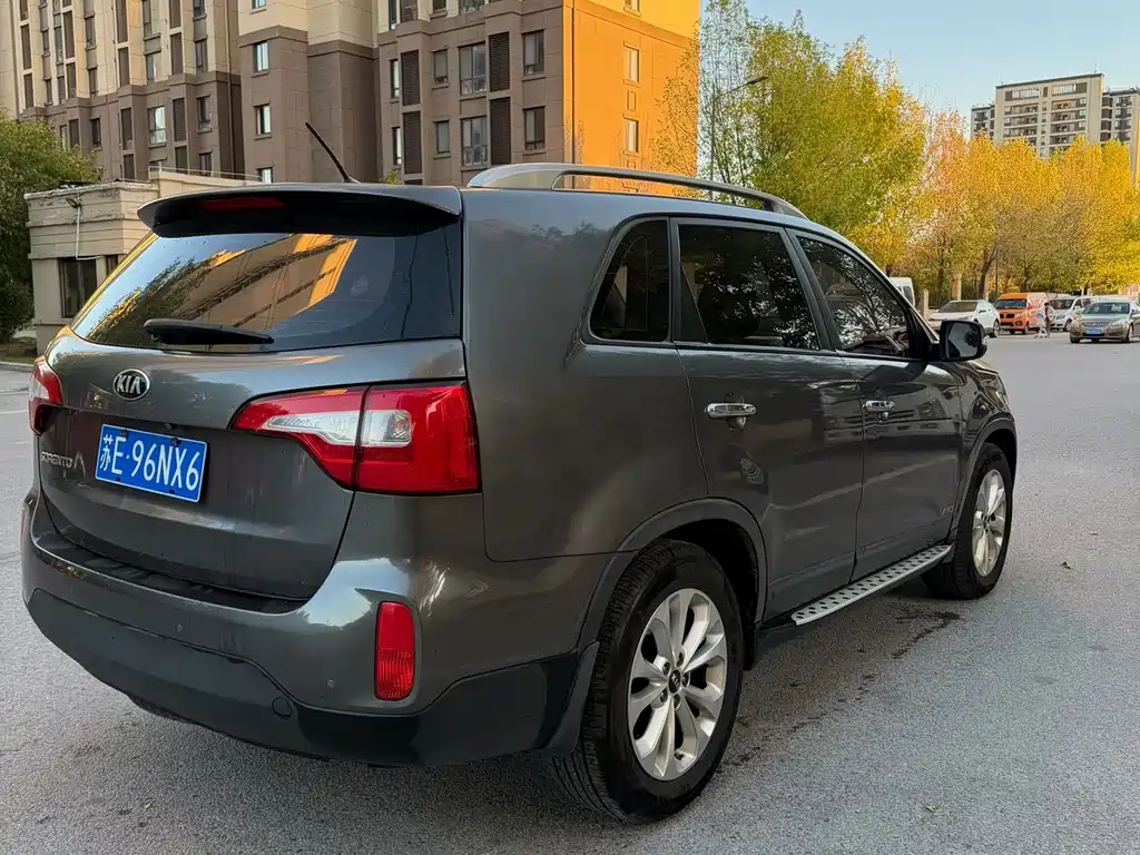 Kia Sorento — миниатюра 7