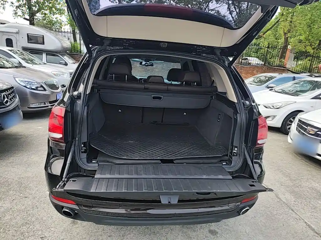 BMW X5 (Import) — миниатюра 19