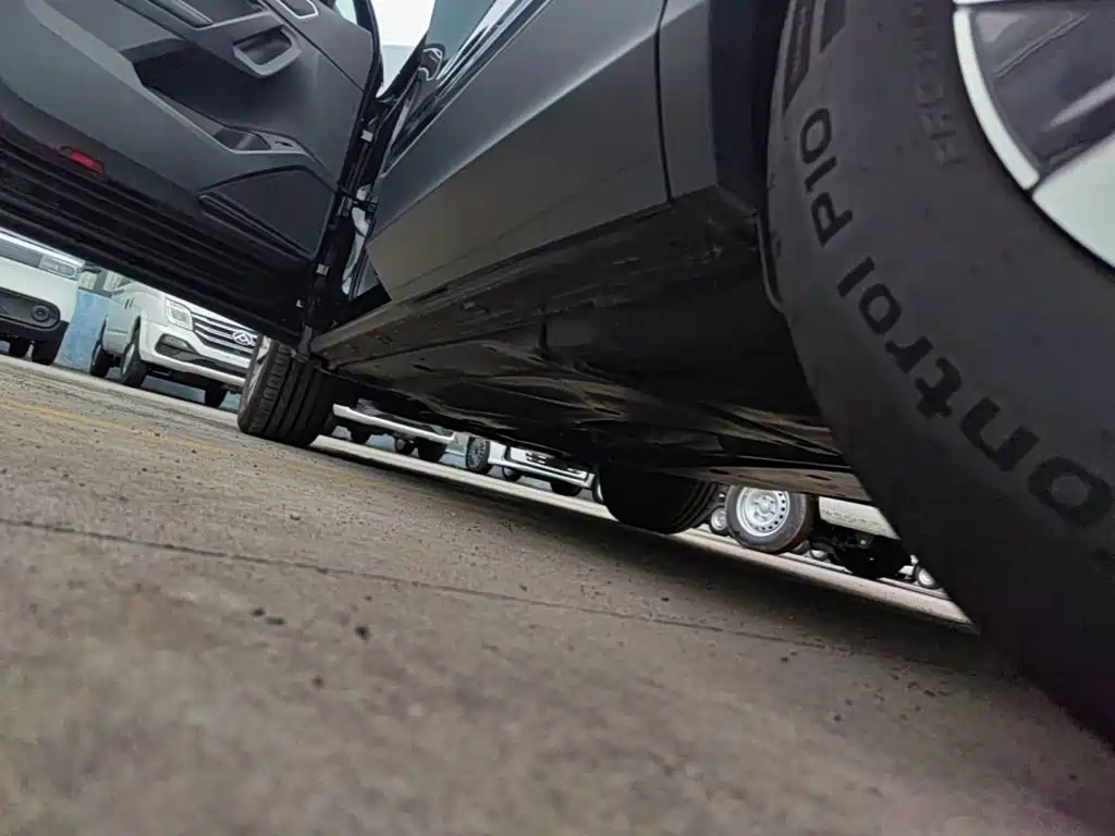 Volkswagen Tiguan L — миниатюра 22