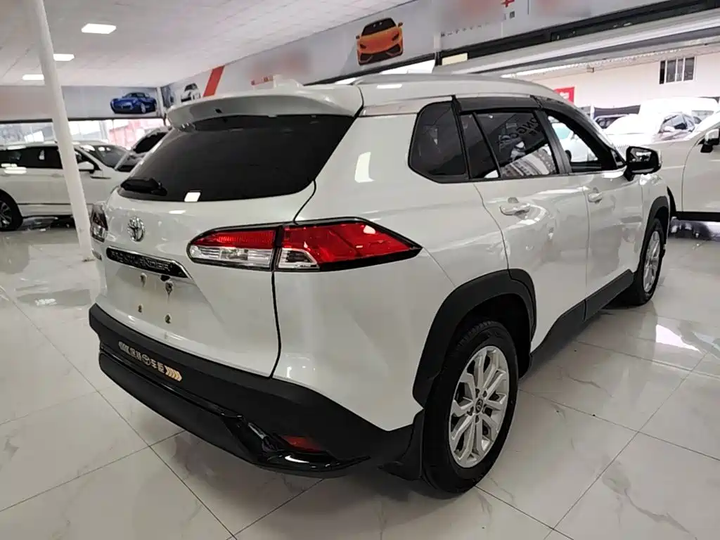 Toyota Frontlander — миниатюра 7