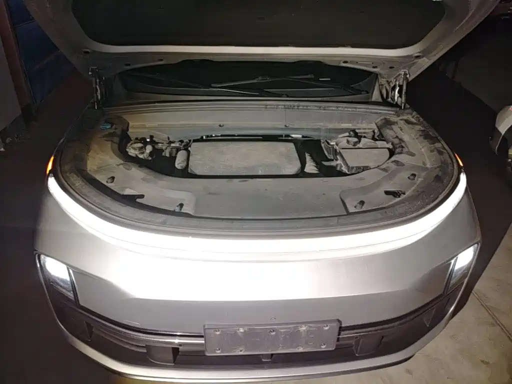 Li Auto Li L9 — миниатюра 20