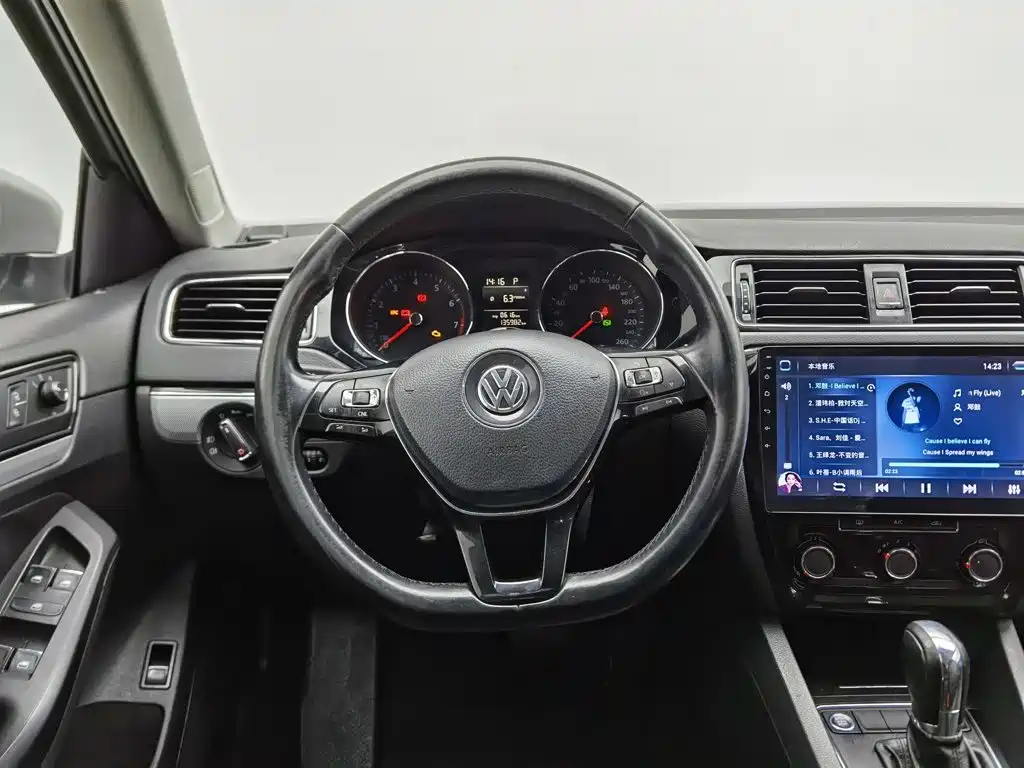 Volkswagen Sagitar — миниатюра 11