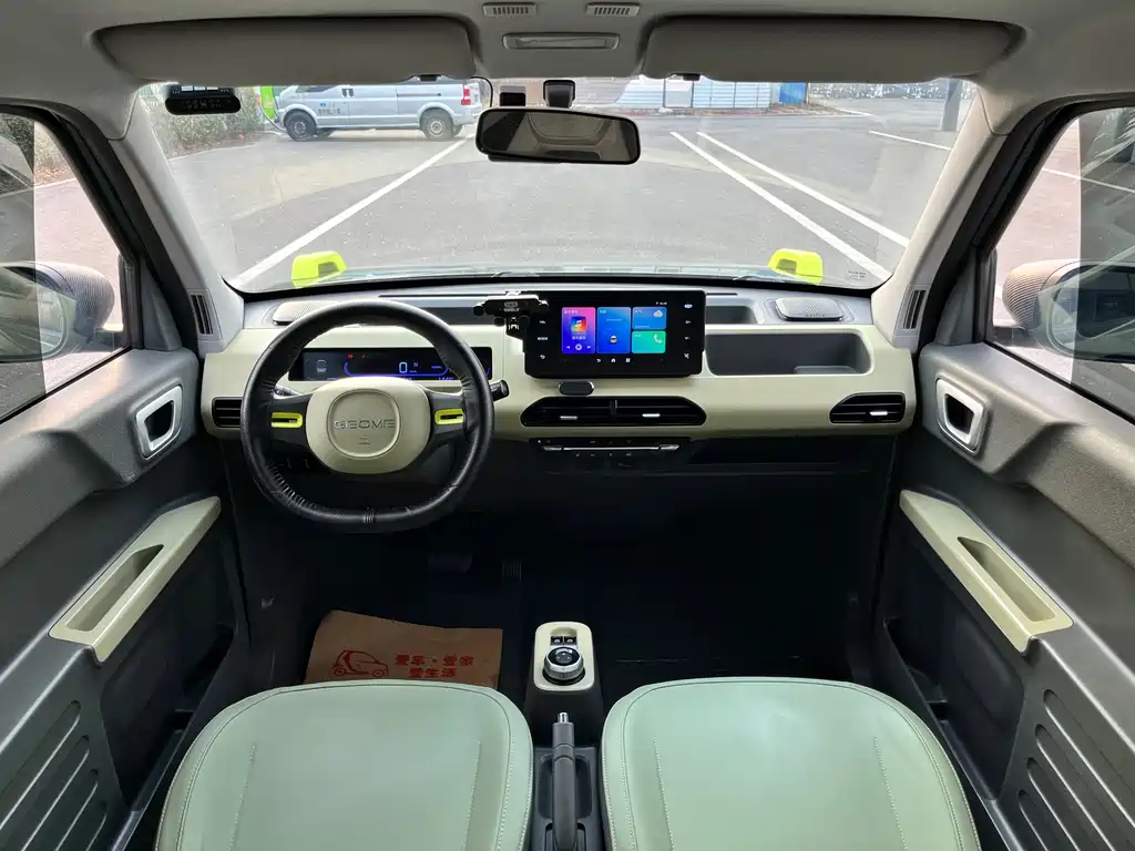 GEELY GALAXY PANDA