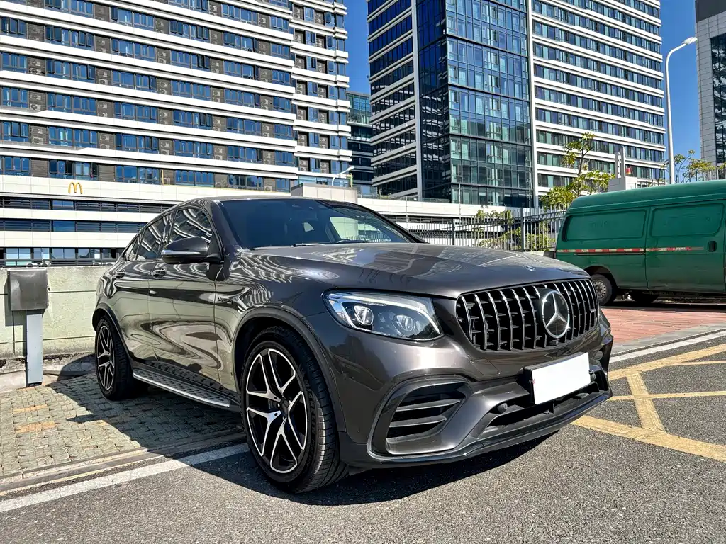MERCEDES-BENZ GLC COUPE AMG