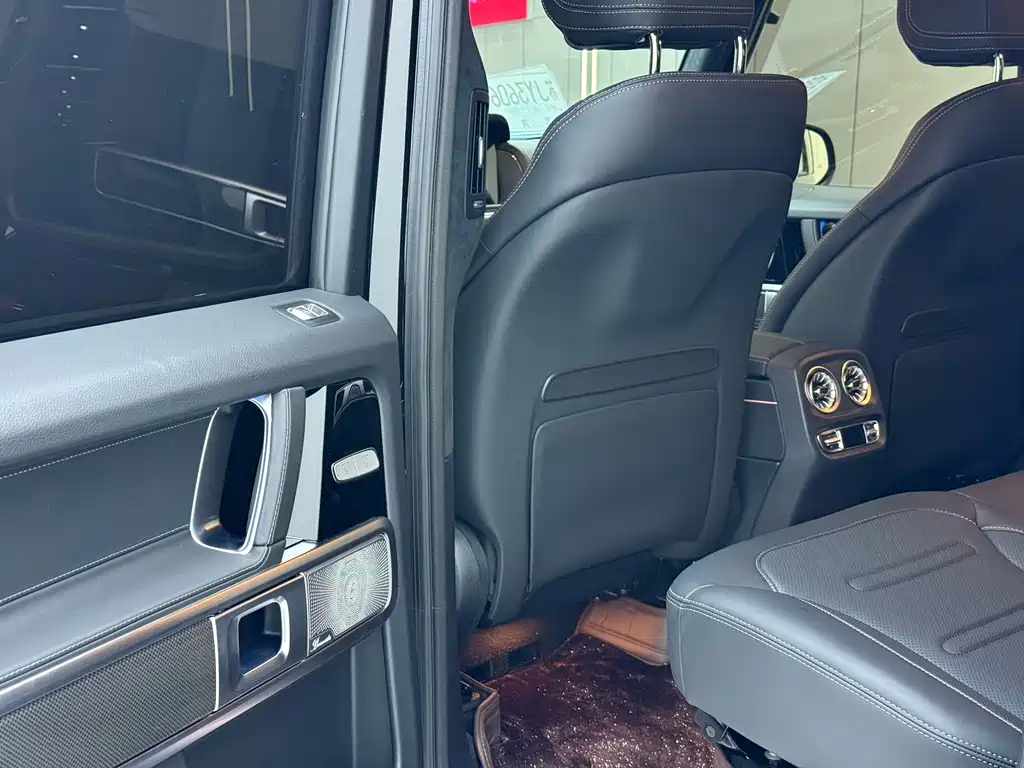 Mercedes-Benz G-Class — миниатюра 9