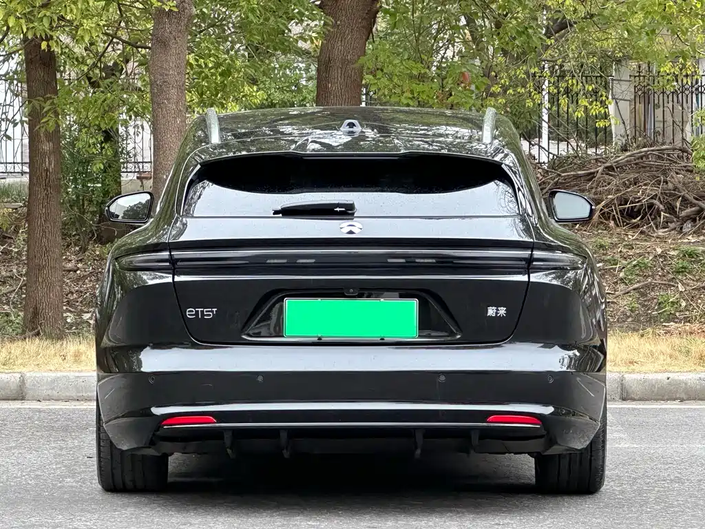 NIO NIO ET5T