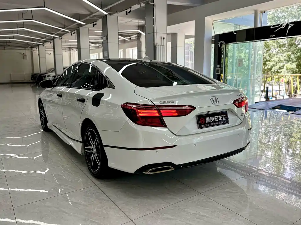 Honda Inspire — миниатюра 4