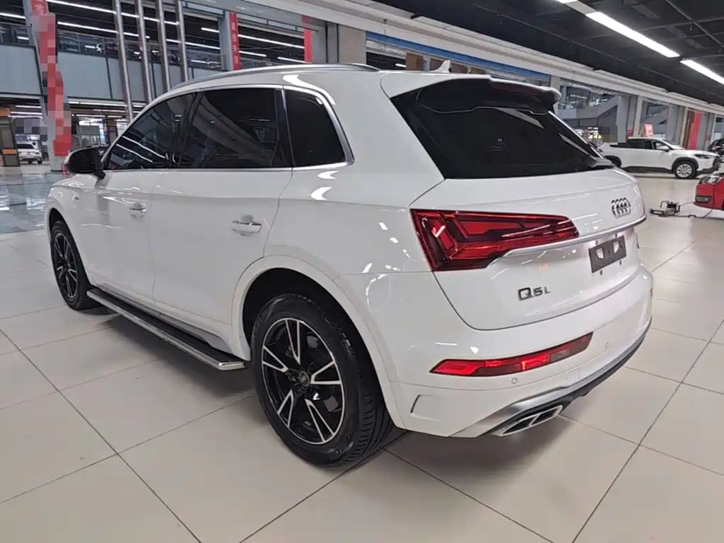 Audi Q5L — миниатюра 5