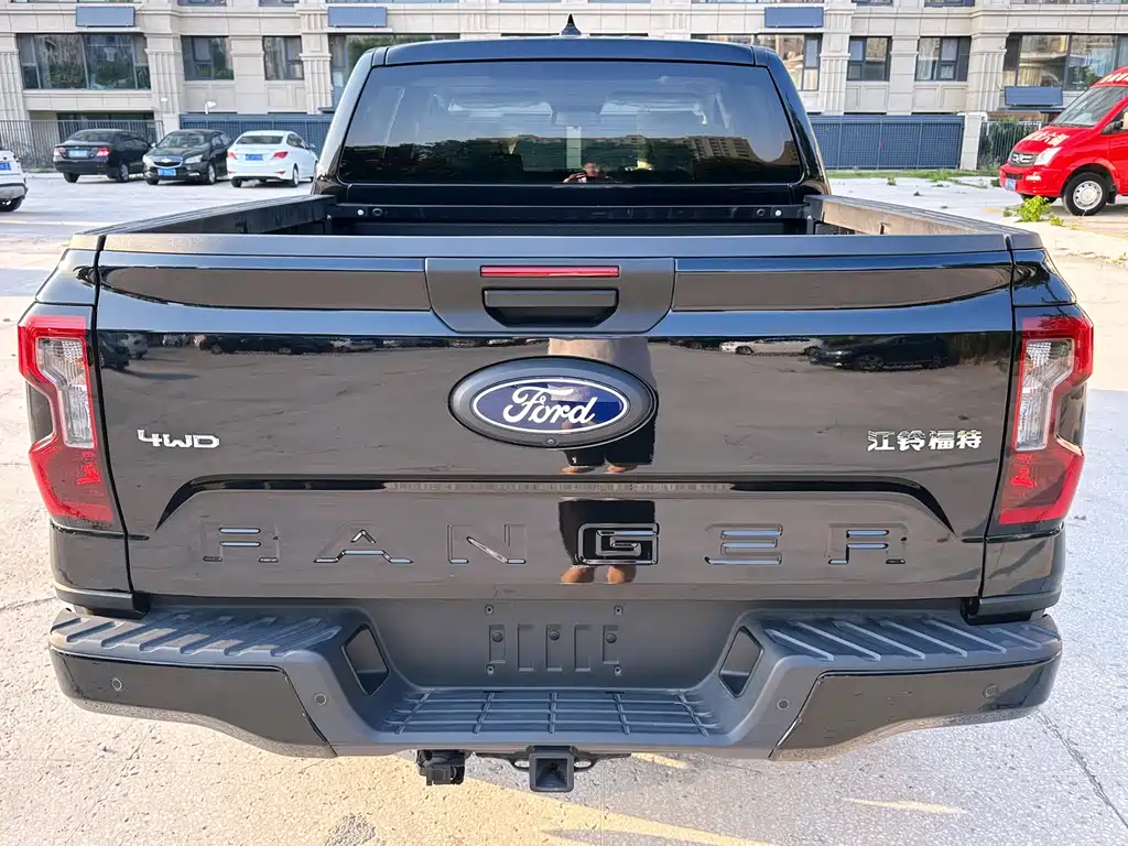 Ford Ranger 2025 AT