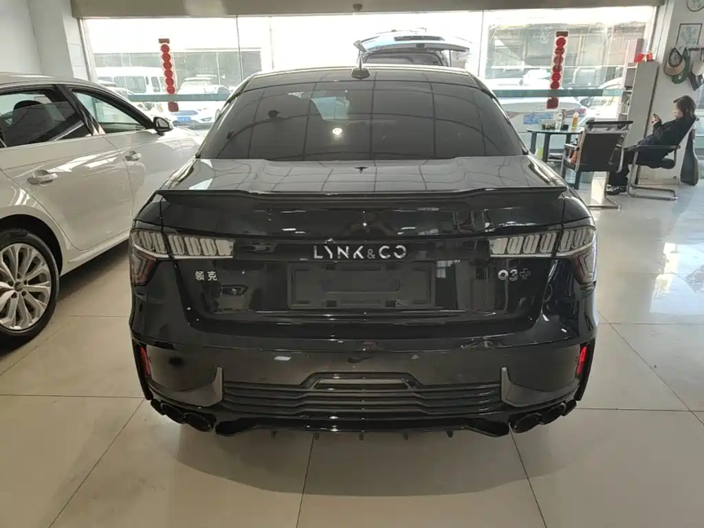 Lynk & Co 03 — миниатюра 6