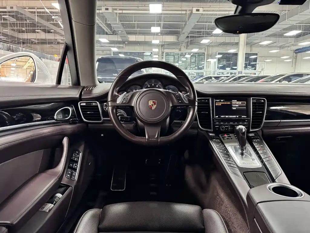 Porsche Panamera — миниатюра 23