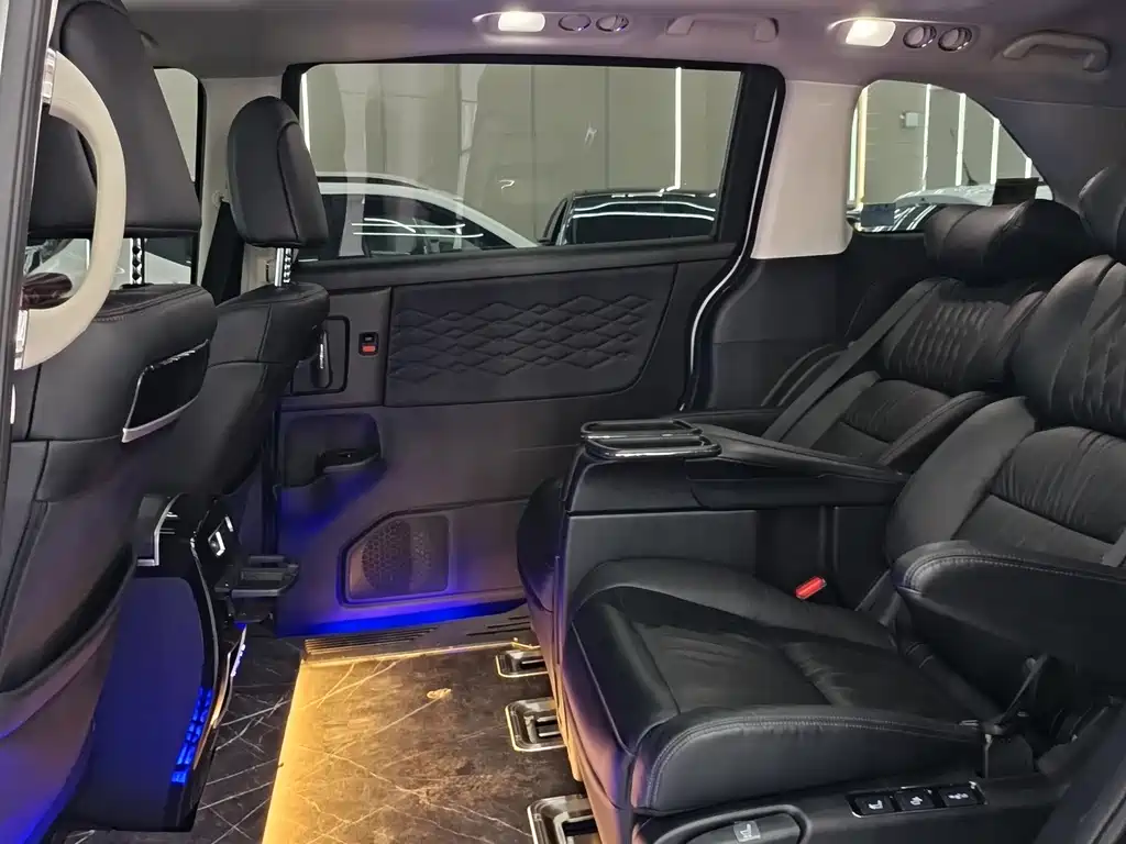 Honda Elysion — миниатюра 6