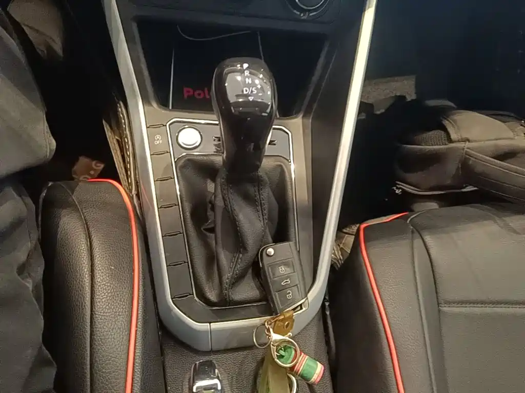 Volkswagen Polo — миниатюра 14