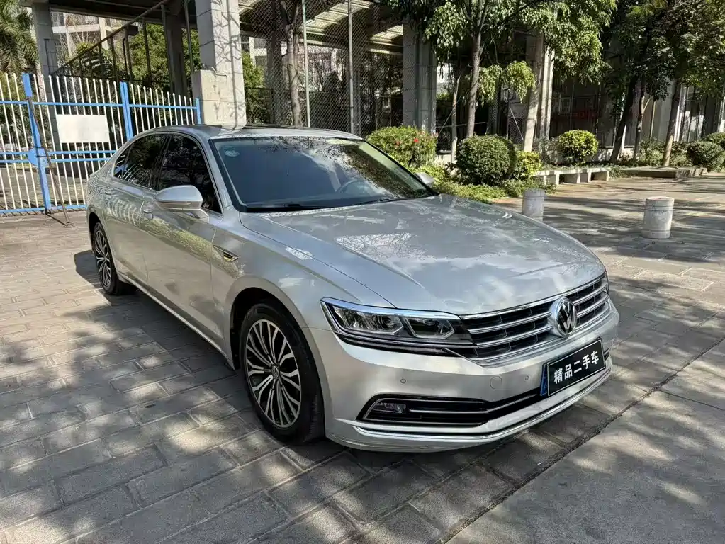 Volkswagen Phideon — миниатюра 3