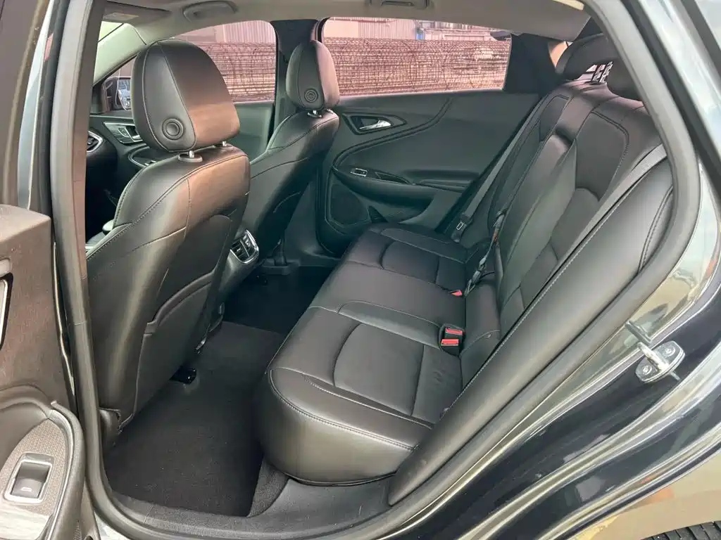Chevrolet Malibu XL — миниатюра 10