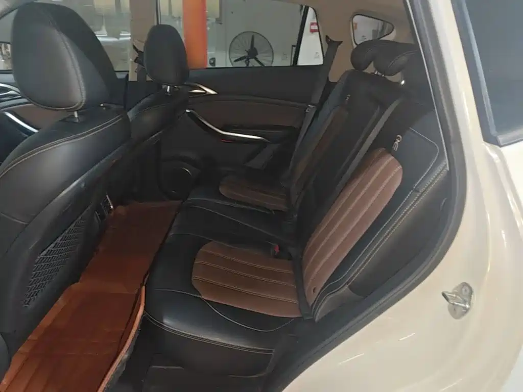 BYD Song — миниатюра 17