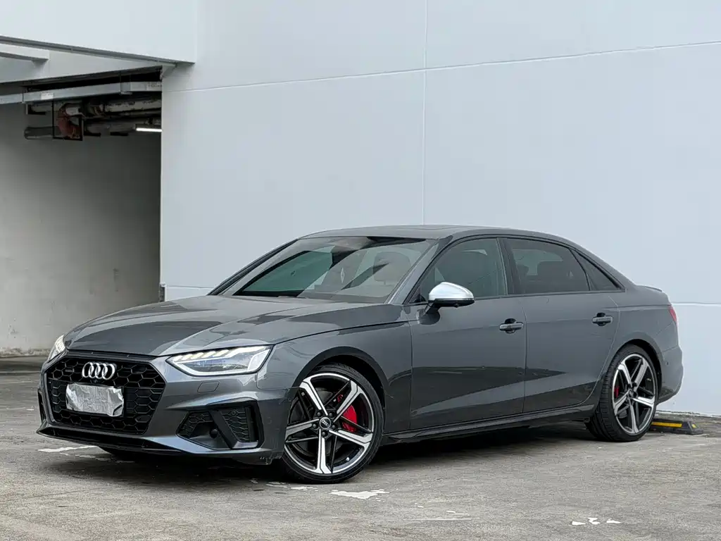 Audi A4L 2022 45 TFSI quattro