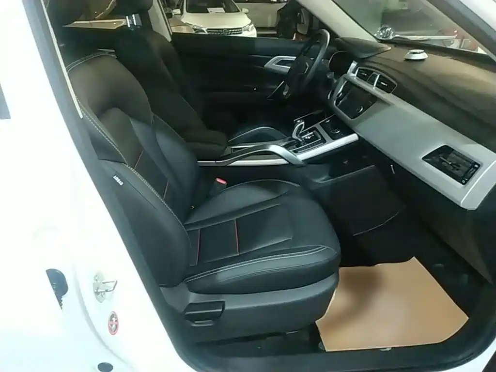 Geely Boyue — миниатюра 25