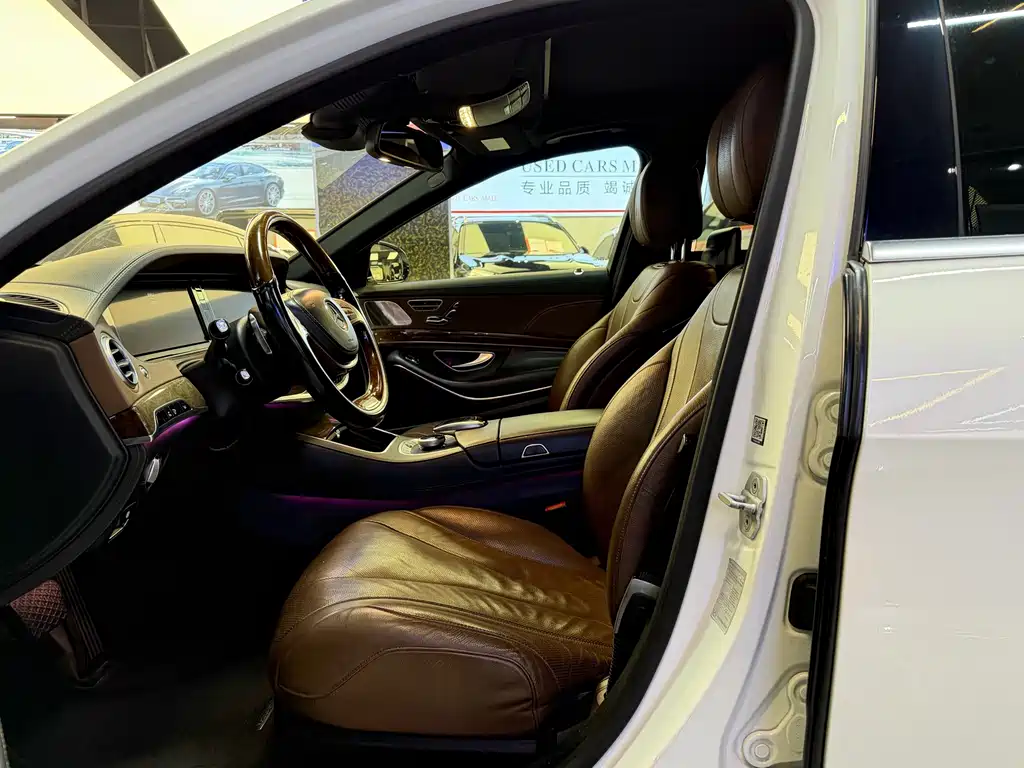 Mercedes-Benz S-Class — миниатюра 12