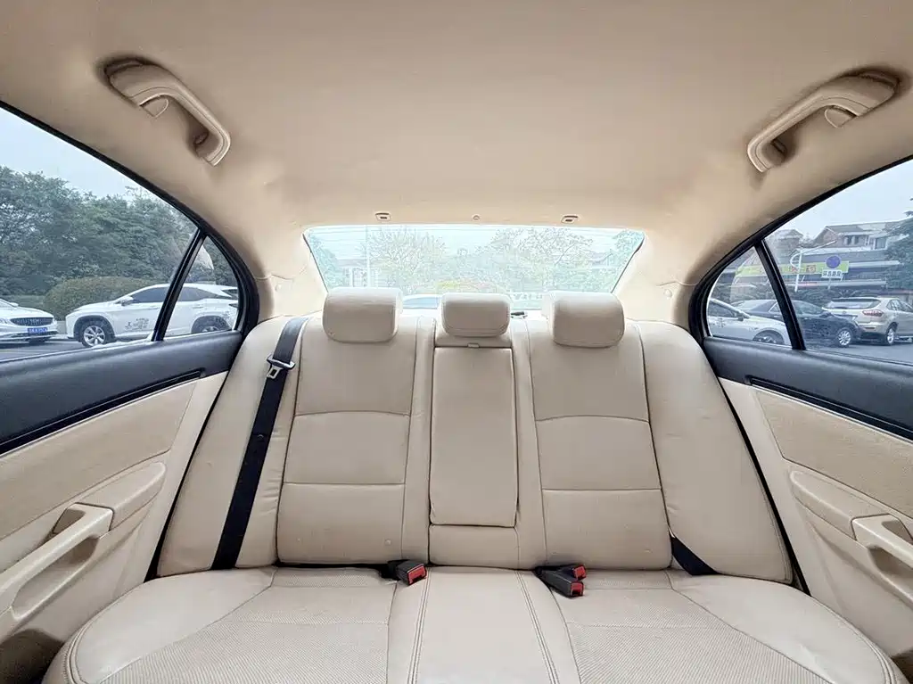 Geely Emgrand Classic — миниатюра 12
