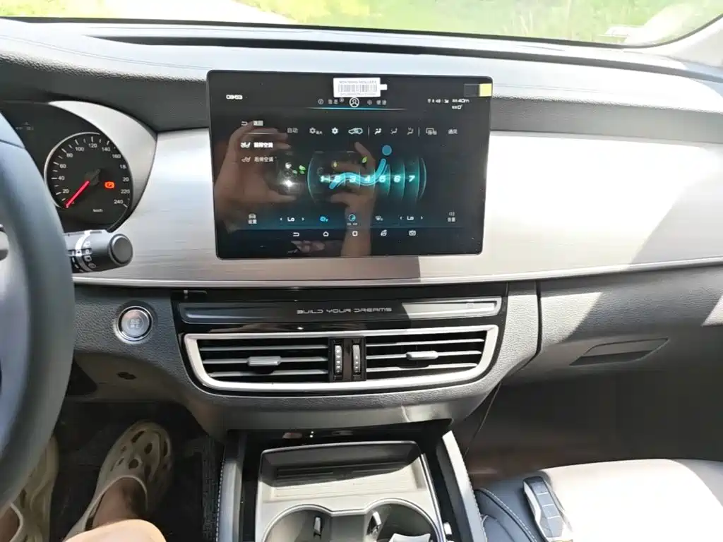 BYD Song MAX MAX 2021 1.5T AT Luxury 6 мест