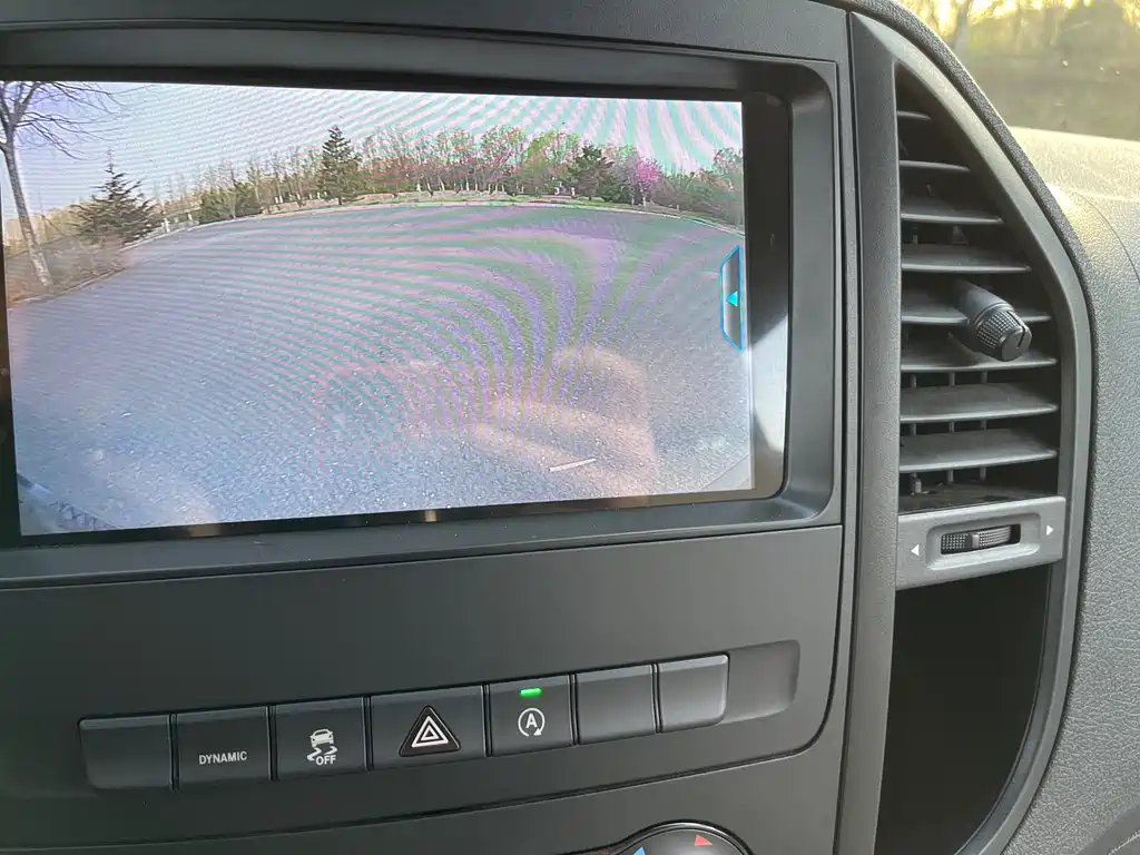 Mercedes-Benz Vito 2021 2.0T Elite 9 мест
