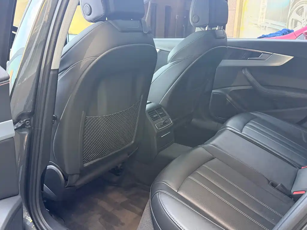 Audi A4L — миниатюра 9