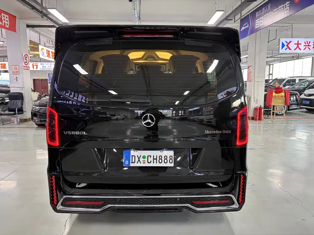 MERCEDES-BENZ VITO