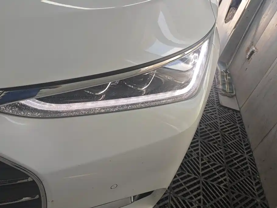 BYD Tang — миниатюра 5