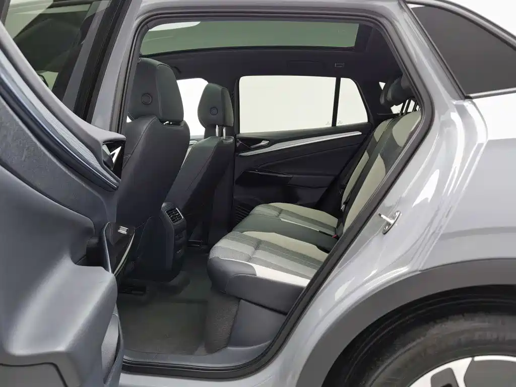 Volkswagen ID.4 Crozz — миниатюра 15