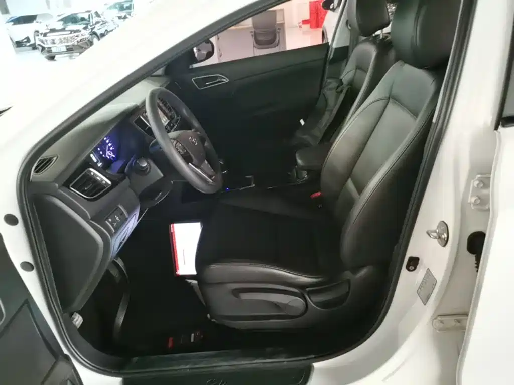 Hyundai Mistra — миниатюра 15