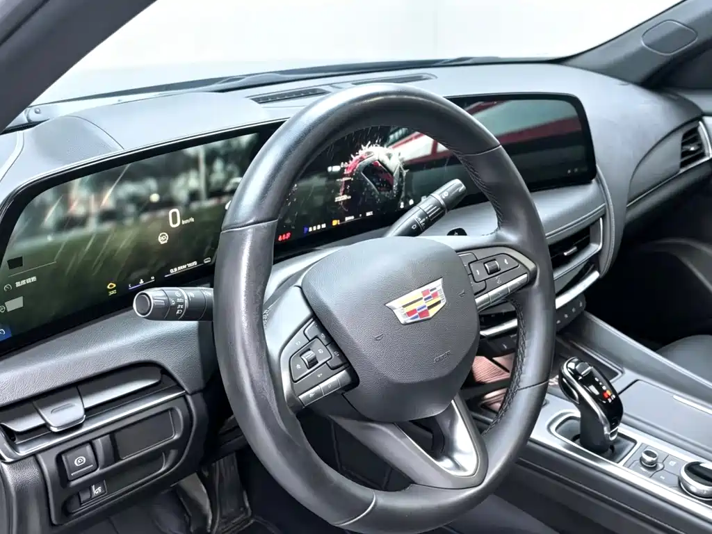 Cadillac CT5 — миниатюра 8