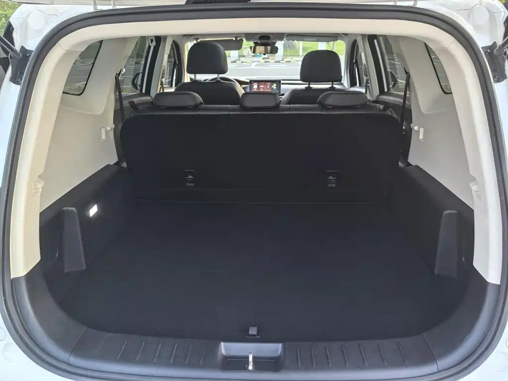 Geely Haoyue — миниатюра 12